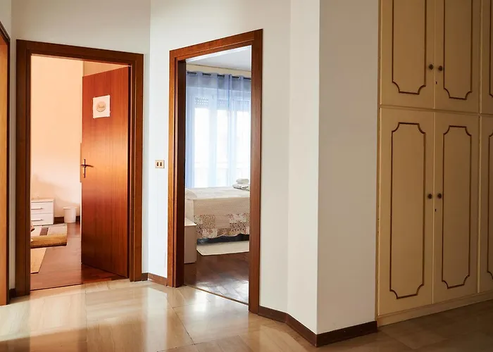 Fl Il Danubio לינה וארוחת בוקר 3*