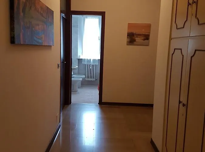 לינה וארוחת בוקר Fl Il Danubio 3*